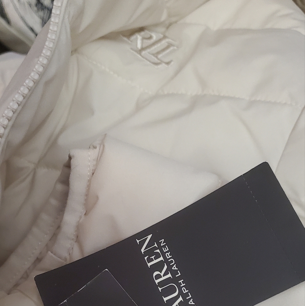 Lauren Ralph Lauren Women Soft Puffer Jacket Size Lg Moda Cream - New w/ Tag